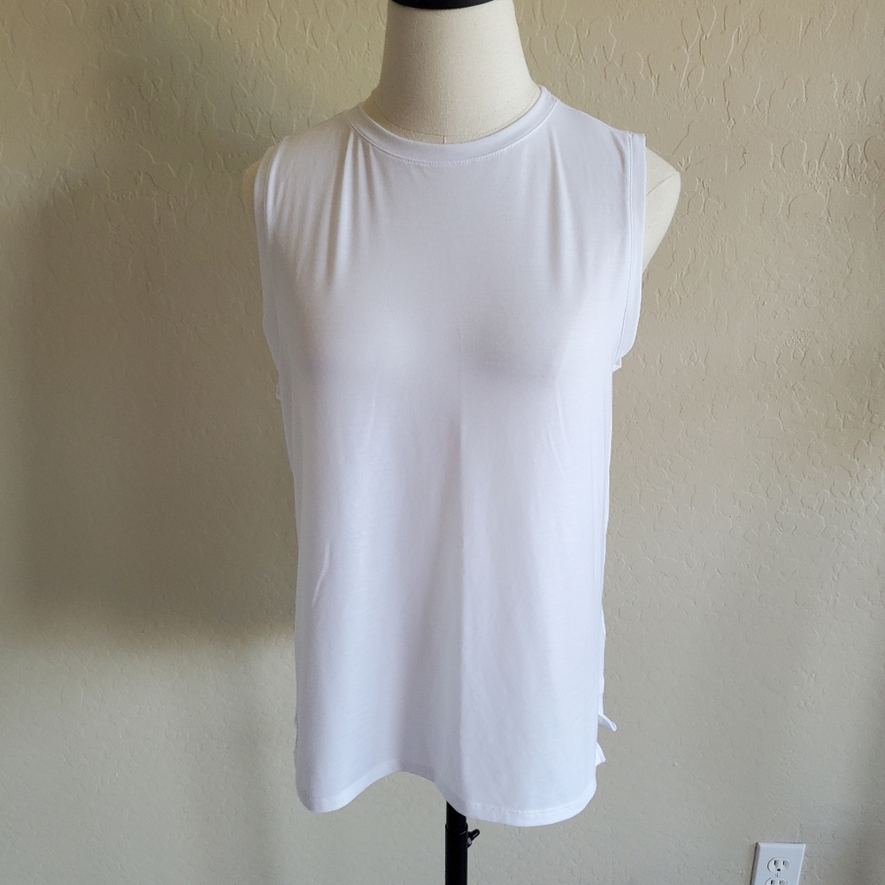 ⭐4/$20 Columbia Women's White Tank Top Medium‎